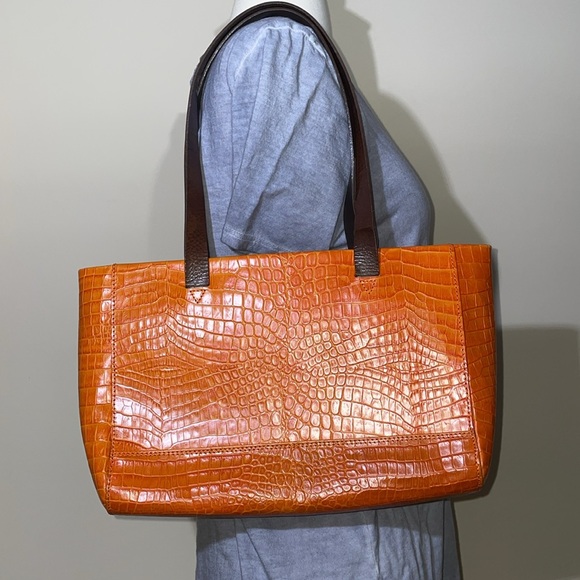 Harold Powell genuine, leather orange crocodile print handbag - Picture 2 of 10